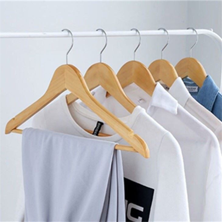 Factory Cheap Wooden Hangers For Wholesale